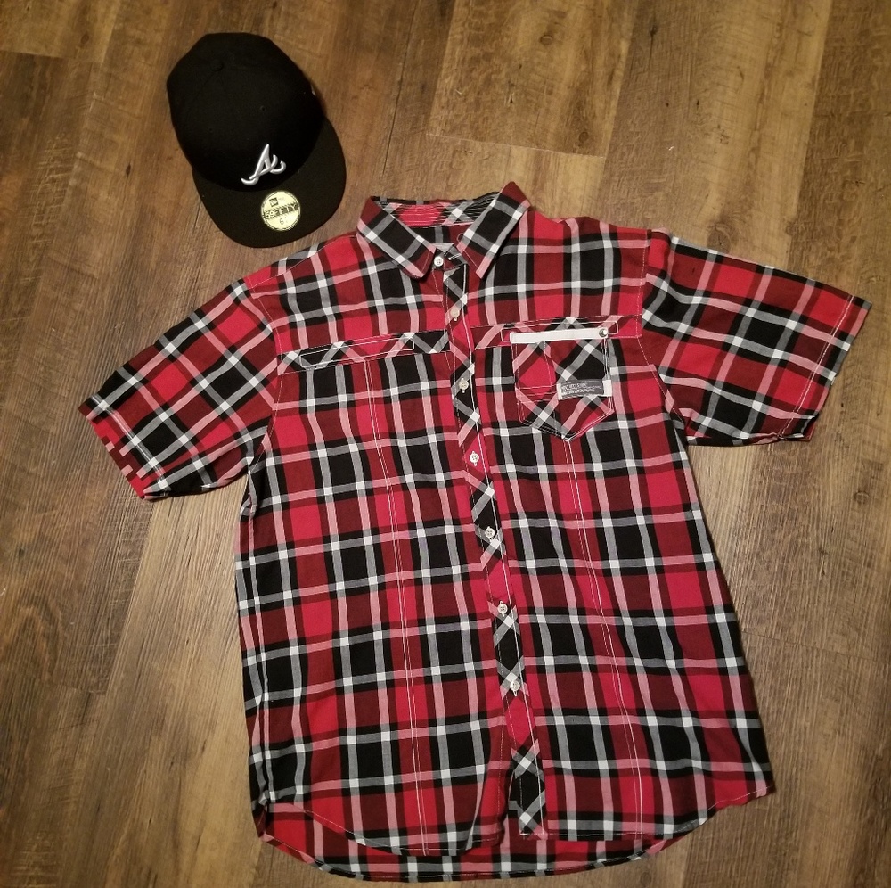 Mens Red and Black plaid button up XL